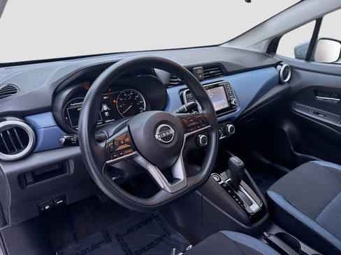 Used 2023 Nissan Versa SV w/ Trunk Package image 7