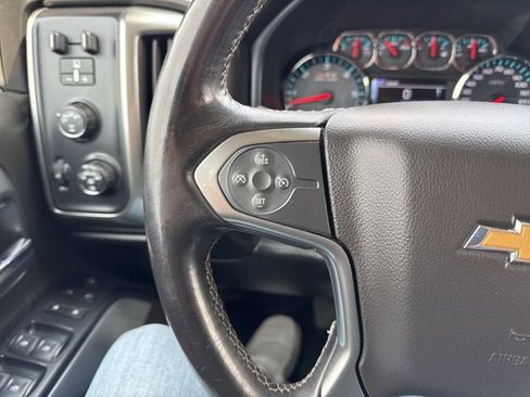 Used 2018 Chevrolet Silverado 1500 LT w/ All Star Edition image 39