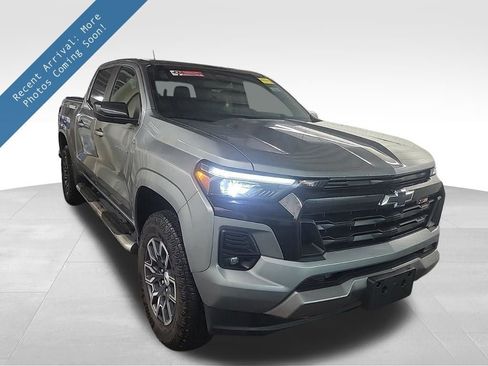 Used 2023 Chevrolet Colorado Z71 w/ Z71 Convenience Package 2 AWD/4WD image 1