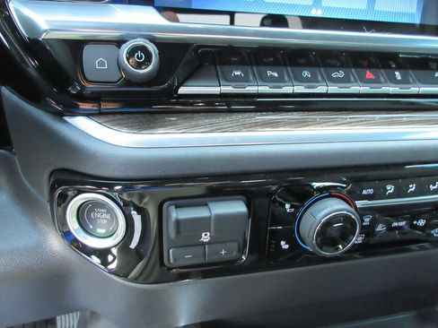 New 2026 Chevrolet Silverado 1500 LT Trail Boss w/ LT Trail Boss Premium Package AWD/4WD image 33