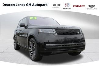 Used 2023 Land Rover Range Rover SE video 1