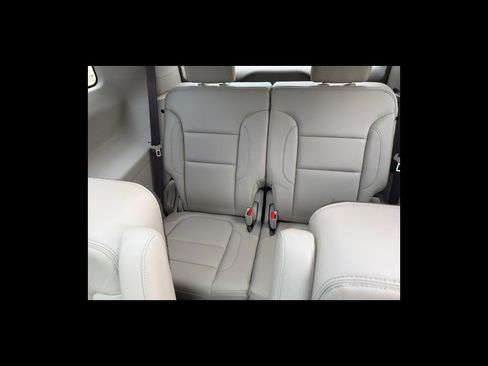 Used 2017 GMC Acadia Denali w/ Technology Package image 27