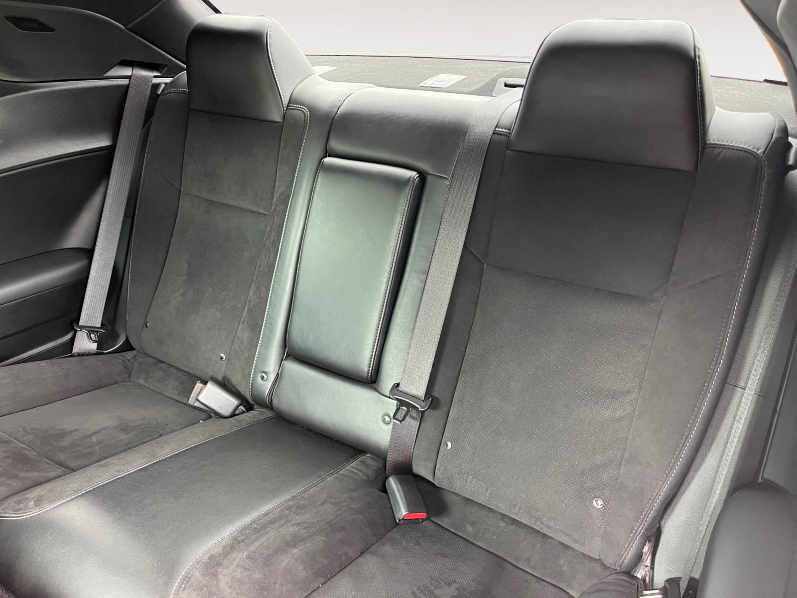 Used 2022 Dodge Challenger R/T Scat Pack w/ Plus Package RWD image 13