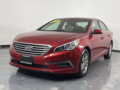 Used 2015 Hyundai Sonata SE w/ Option Group 09 FWD image 10