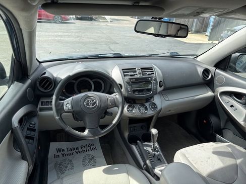 Used 2010 Toyota RAV4 Limited AWD/4WD image 30