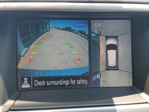 Used 2019 Nissan Pathfinder SL AWD/4WD image 17