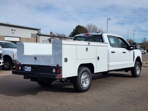 New 2026 Ford F250 XL w/ XL Chrome Package AWD/4WD image 9