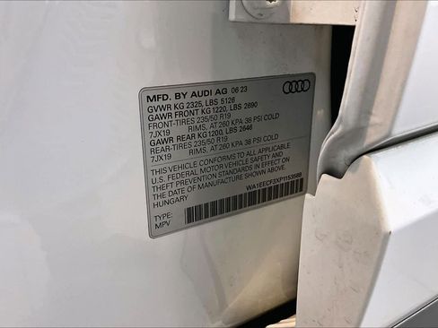 Used 2023 Audi Q3 2.0T Premium Plus w/ Premium Plus Package AWD/4WD image 34