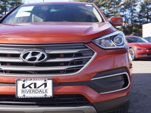 Used 2018 Hyundai Santa Fe Sport image 11
