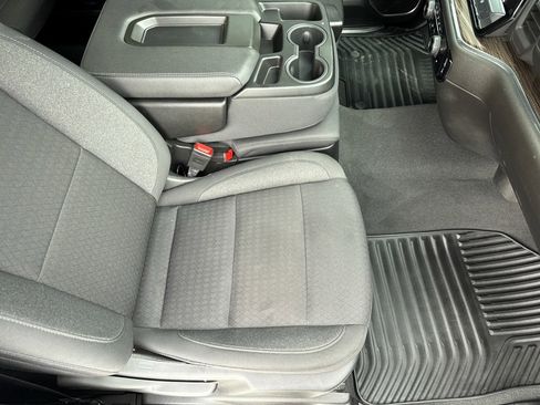 Used 2025 Chevrolet Silverado 1500 LT image 16