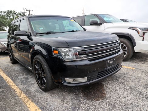 Used 2019 Ford Flex SEL w/ Equipment Group 202A FWD image 6