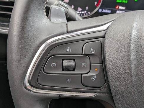 Certified 2023 Buick Envision Essence FWD image 25