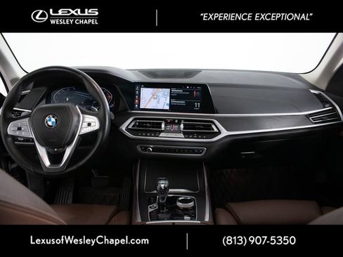 Used 2022 BMW X7 xDrive40i w/ Parking Assistance Package AWD/4WD image 16