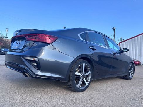 Used 2019 Kia Forte EX FWD image 4