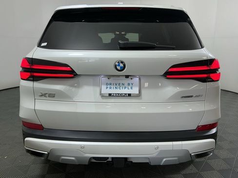 Certified 2024 BMW X5 sDrive40i w/ Premium Package image 7
