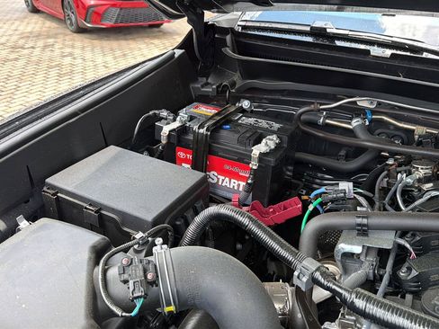 Used 2025 Toyota Tacoma TRD Sport RWD image 34