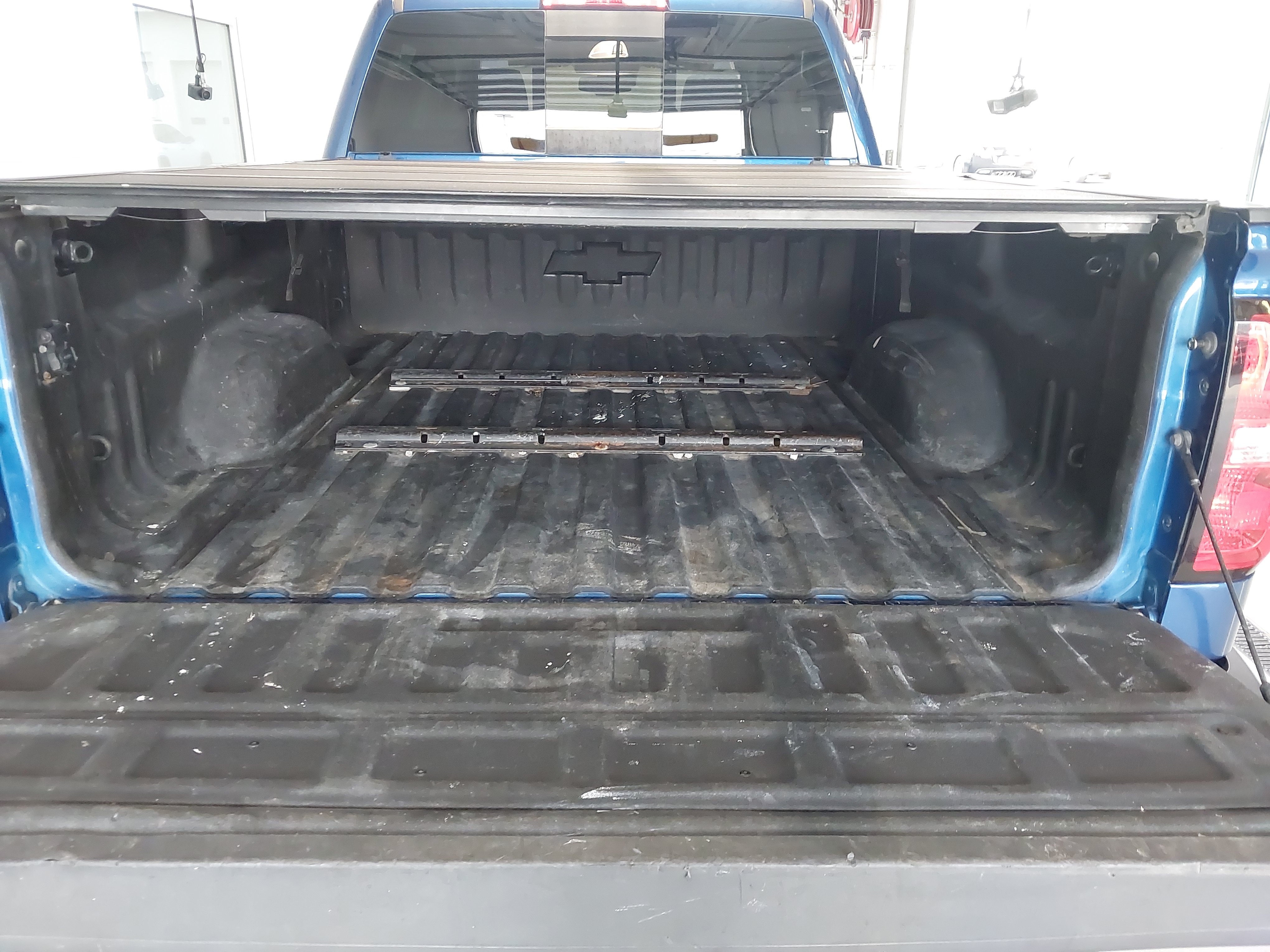 Used 2017 Chevrolet Silverado 2500 High Country w/ Duramax Plus Package AWD/4WD image 27