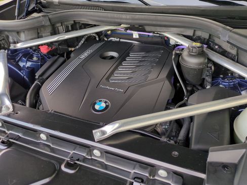 Used 2022 BMW X5 sDrive40i w/ Executive Package RWD image 36