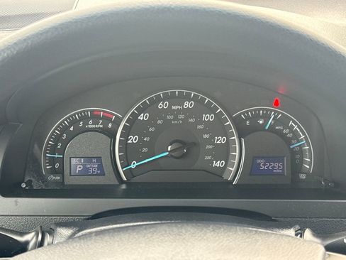 Used 2012 Toyota Camry LE image 15