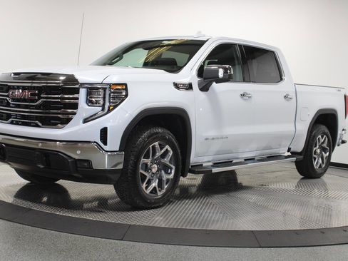 New 2026 GMC Sierra 1500 SLT w/ SLT Premium Plus Package image 5