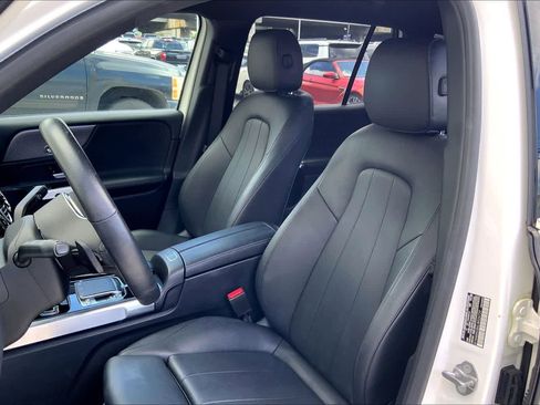 Used 2020 Mercedes-Benz GLB 250 image 11