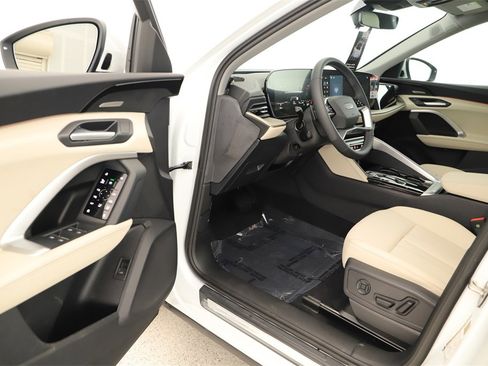 New 2025 Audi Q5 Premium Plus image 14