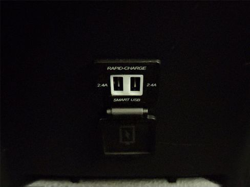 Certified 2022 Toyota Tacoma SR5 image 31