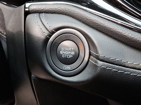 Certified 2022 Dodge Durango GT image 28