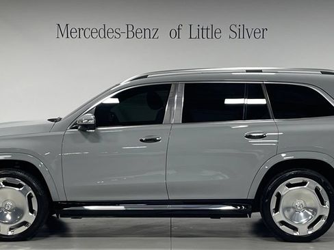 Certified 2024 Mercedes-Benz Maybach GLS 600 4MATIC image 2