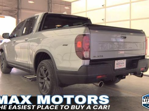 Used 2024 Honda Ridgeline Sport image 6