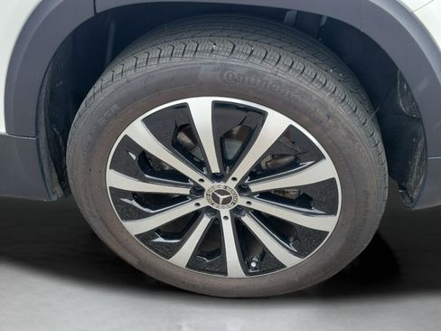 Certified 2023 Mercedes-Benz GLB 250 image 31