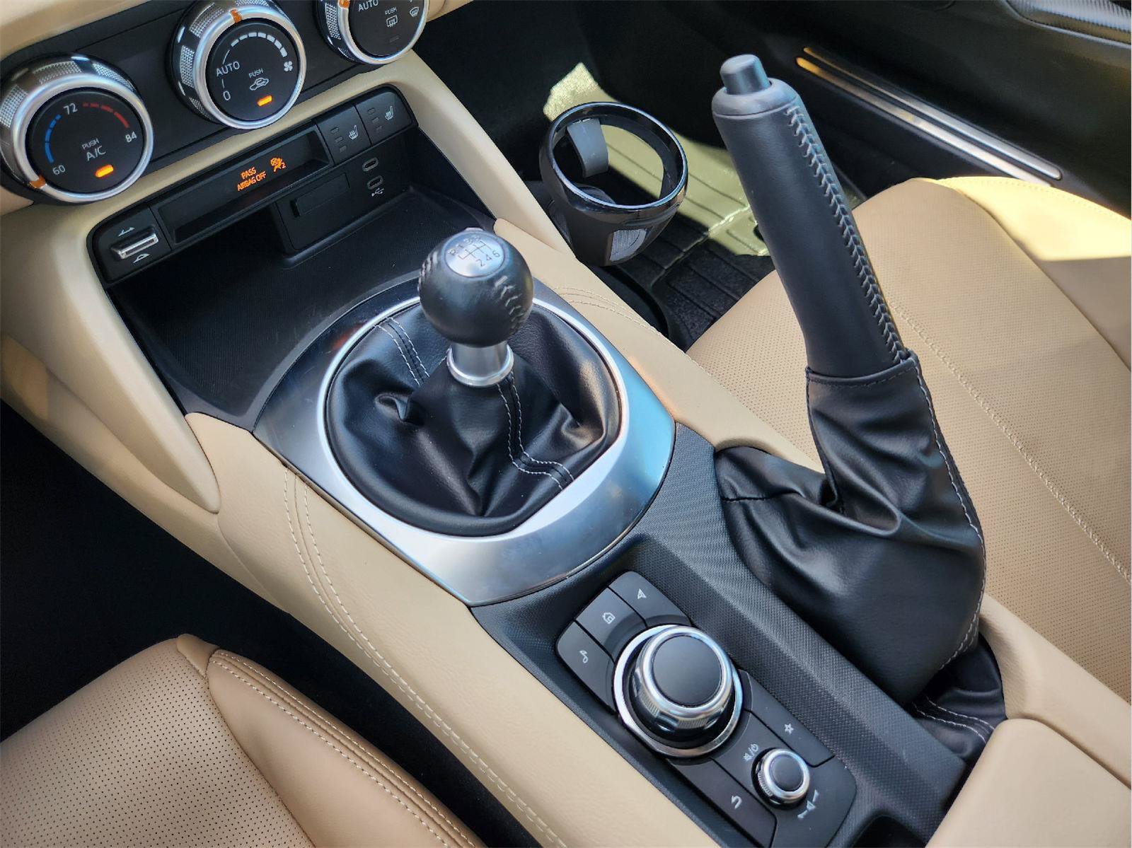 Used 2025 MAZDA MX-5 Miata RF Grand Touring RWD image 19