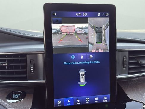 Certified 2022 Ford Explorer Platinum w/ Technology Package image 17