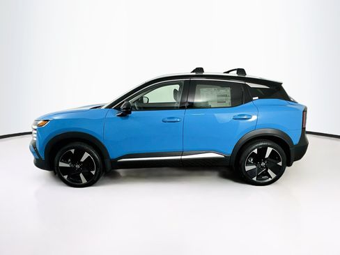 Used 2026 Nissan Kicks SR w/ Cold Weather Package AWD/4WD image 4