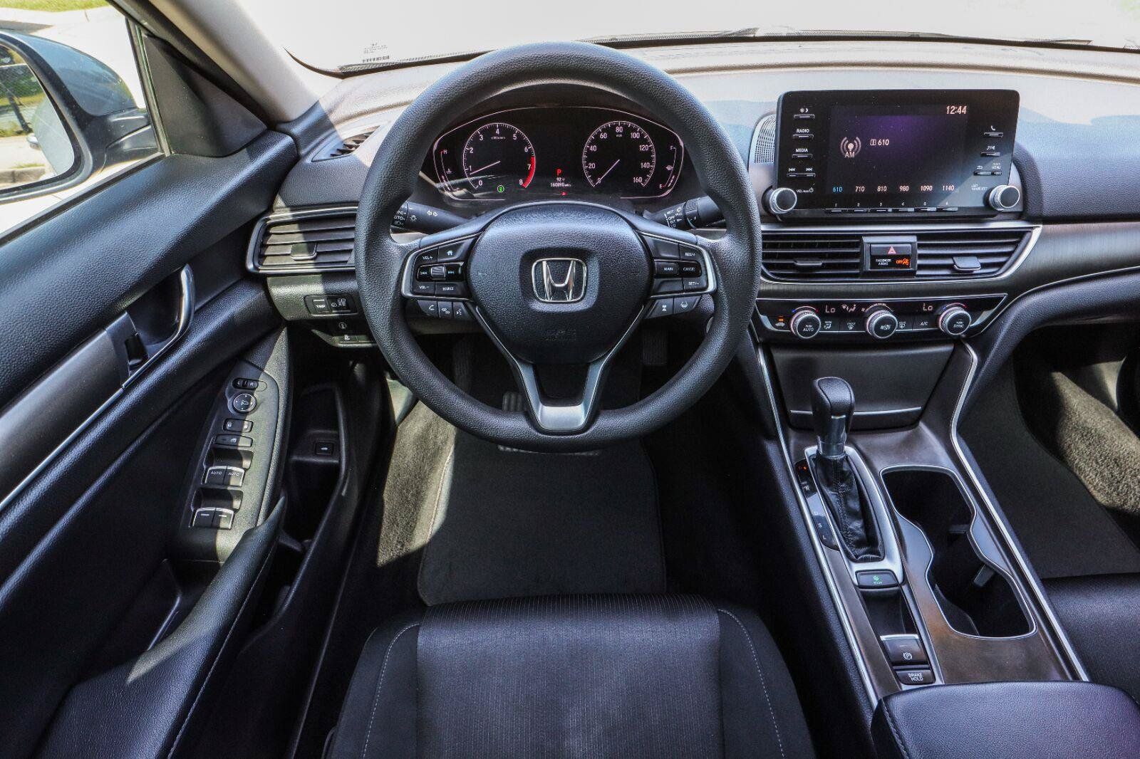 Used 2018 Honda Accord LX image 22