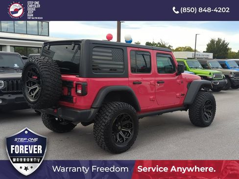 Used 2024 Jeep Wrangler Unlimited Sport AWD/4WD image 6