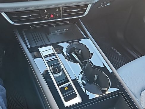 New 2026 Volkswagen Atlas Cross Sport SEL image 34