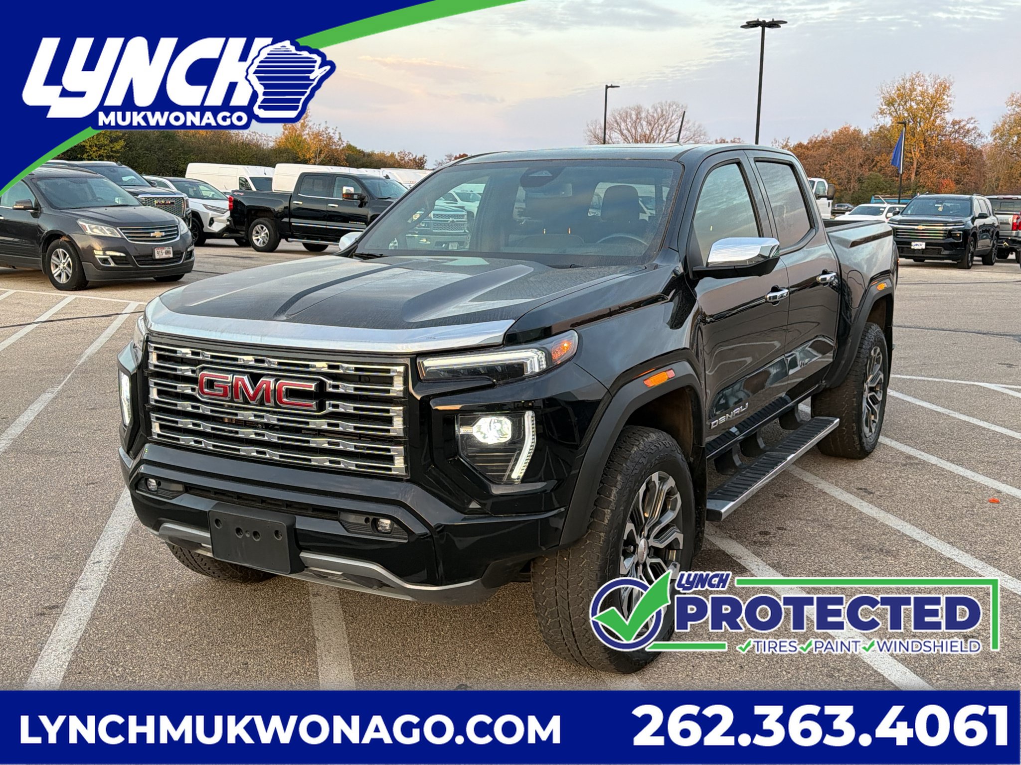 Used 2025 GMC Canyon Denali AWD/4WD image 1