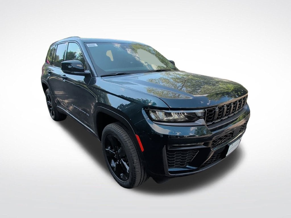 New 2026 Jeep Grand Cherokee Limited w/ Limited Altitude Package AWD/4WD image 8