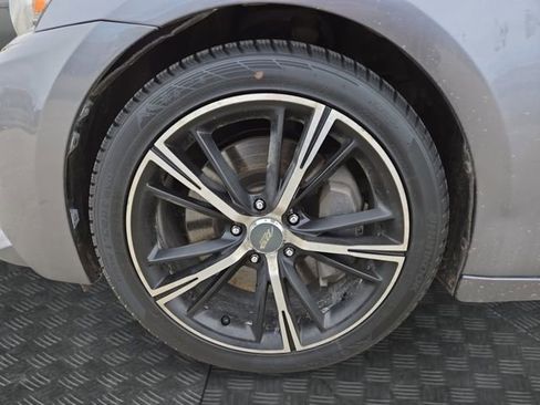 Used 2016 Lexus IS 200t image 8