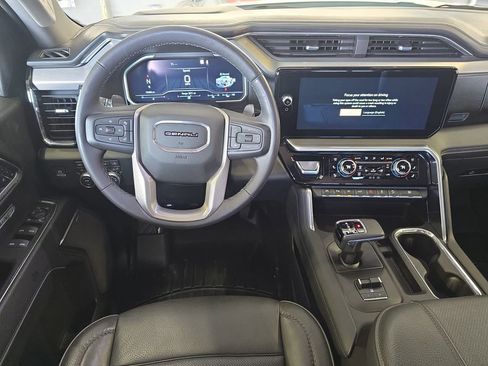 Used 2023 GMC Sierra 1500 Denali image 17