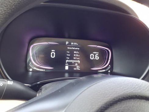Certified 2025 Kia Soul LX w/ LX Technology Package FWD image 13