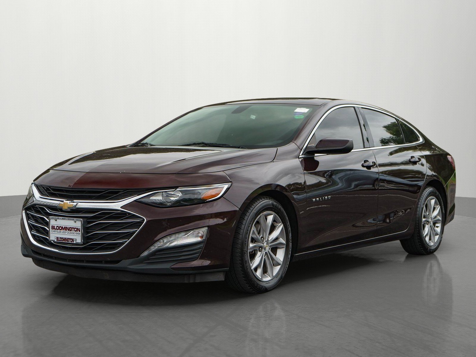 Used 2021 Chevrolet Malibu LT FWD image 3