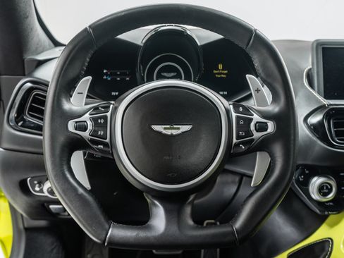 Used 2019 Aston Martin V8 Vantage Coupe RWD image 15