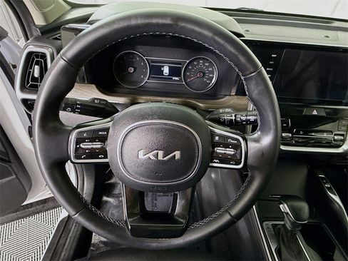 Used 2023 Kia Sorento S w/ Panoramic Sunroof Package image 23