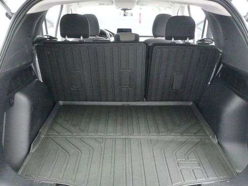 Used 2022 Ford Escape SE w/ Cold Weather Package image 23