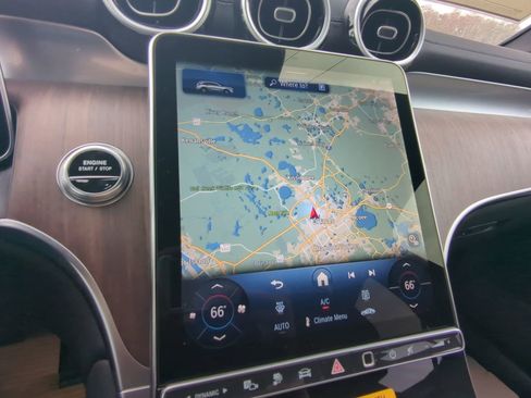 Certified 2025 Mercedes-Benz GLC 350e 4MATIC image 8