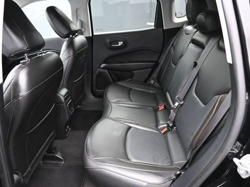 Used 2021 Jeep Compass Limited AWD/4WD image 12
