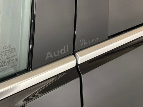 New 2025 Audi Q5 Premium Plus image 25