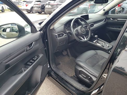 Used 2017 MAZDA CX-5 Touring w/ Preferred Equipment Package AWD/4WD image 6